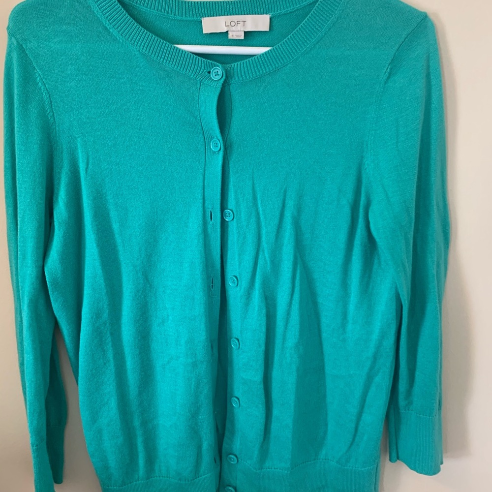 Ann Taylor Loft green button sweater size S